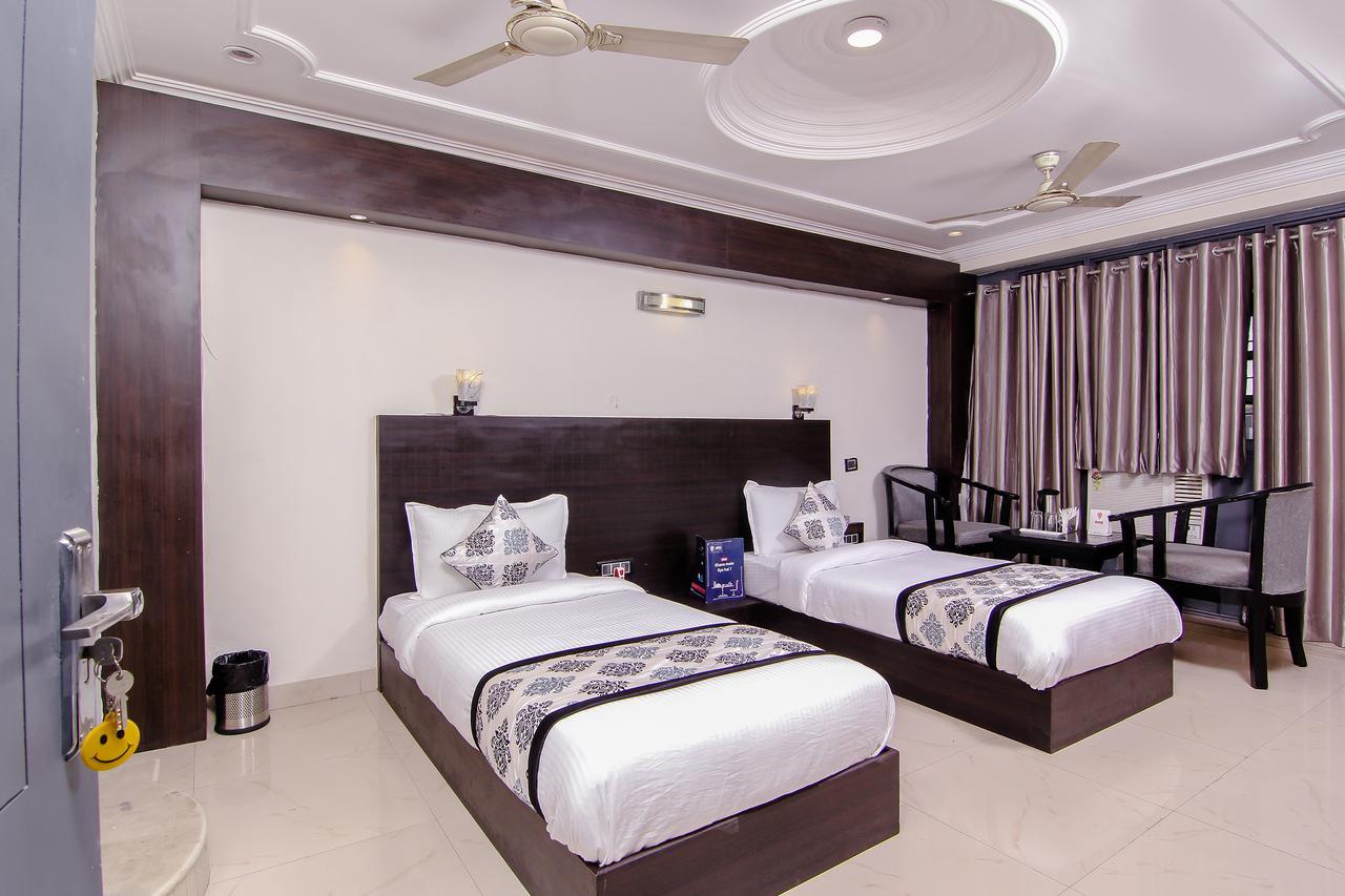 Oyo 12339 Serenity 2 Hotel Lucknow