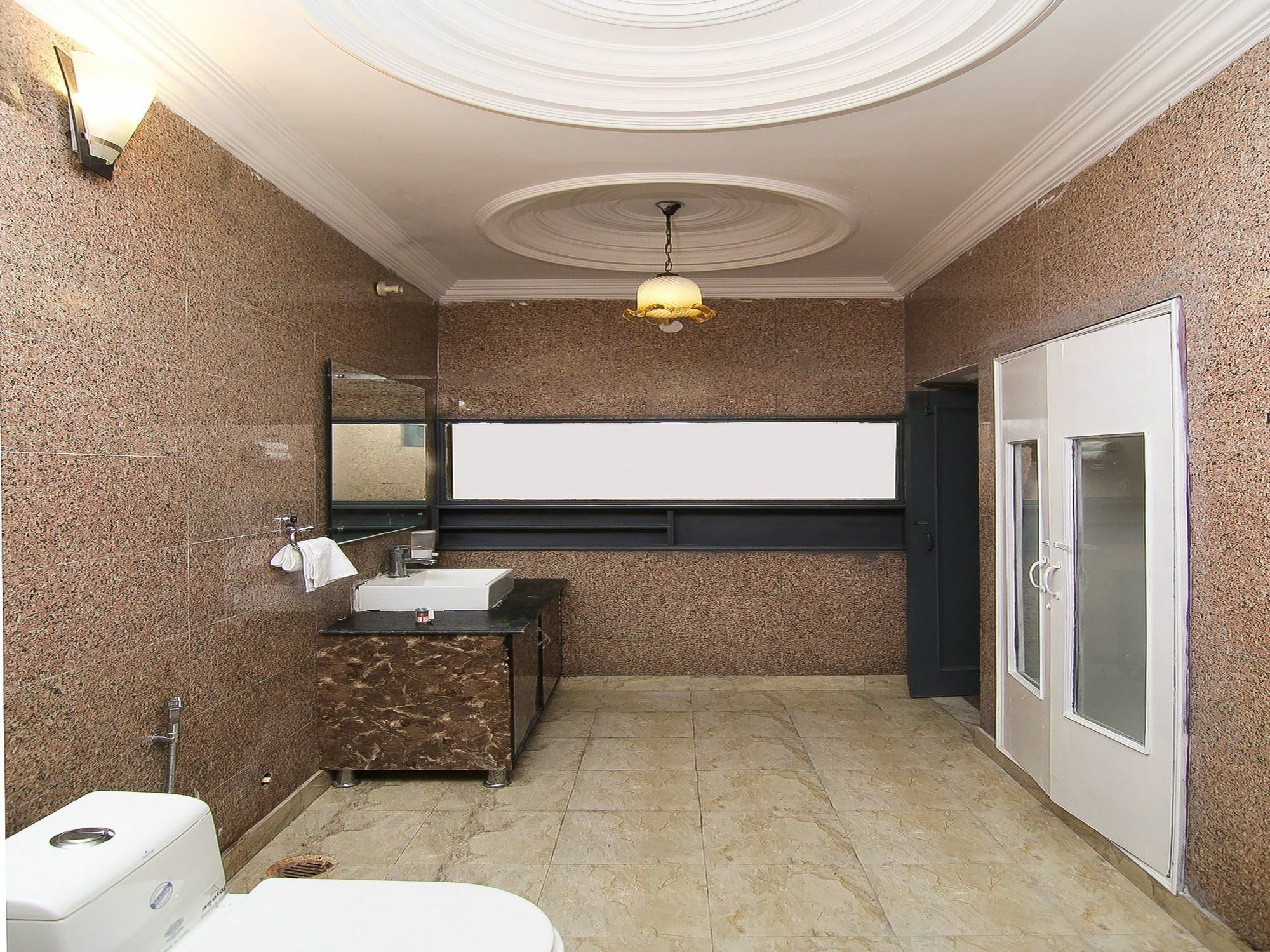 Oyo 12339 Serenity 2 3* Lucknow